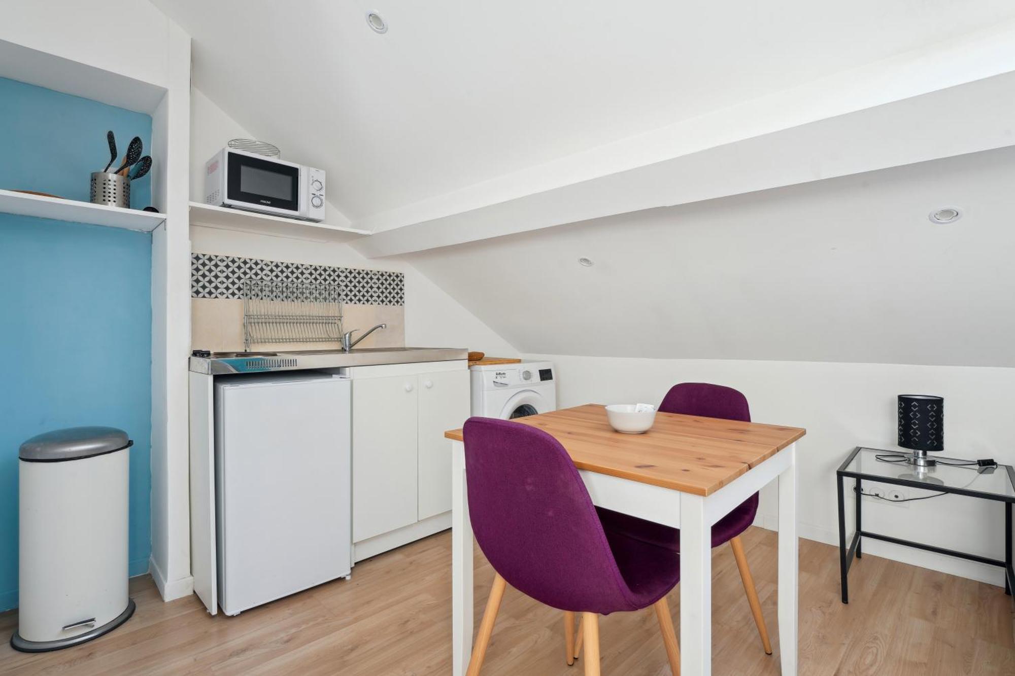 Budget Appart Avec Parking Au Centre-Ville Charleville-Mézières Екстериор снимка